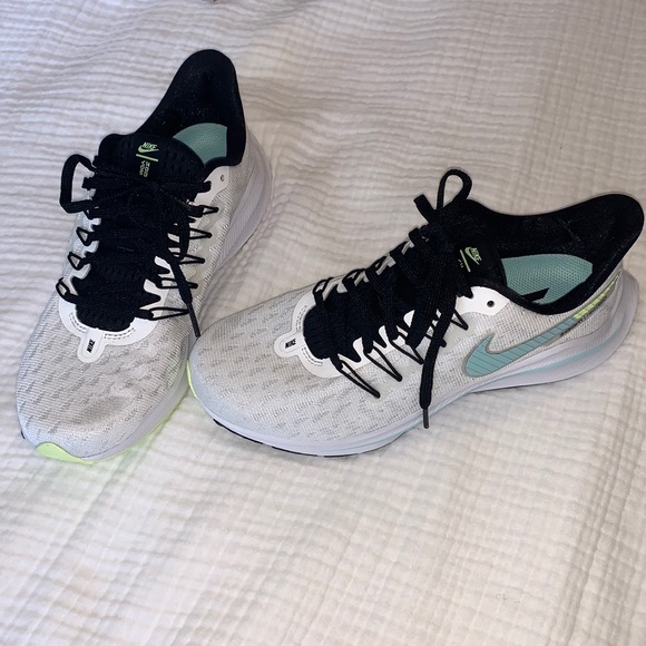 NIKE Zoom Vomero 14 - Brand New - Picture 1 of 3